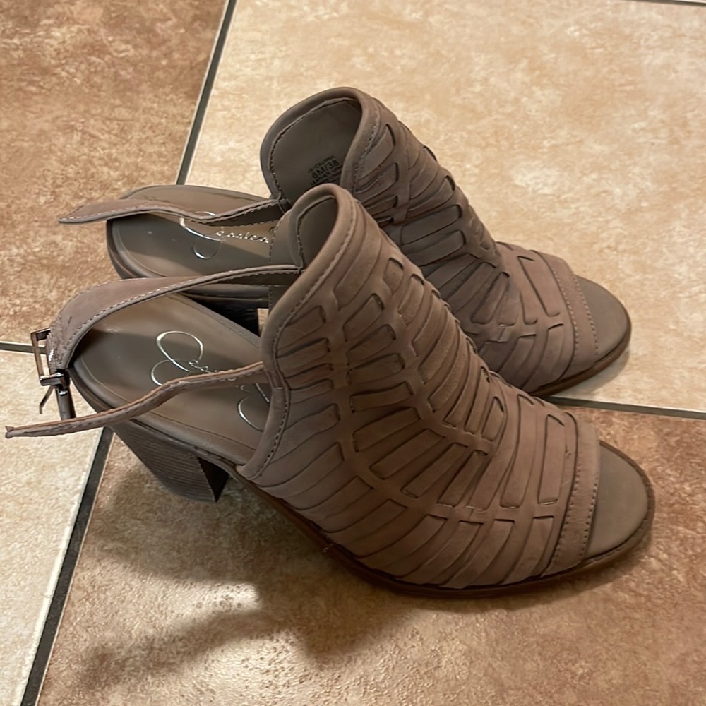 Jessica Simpson leather braided heals